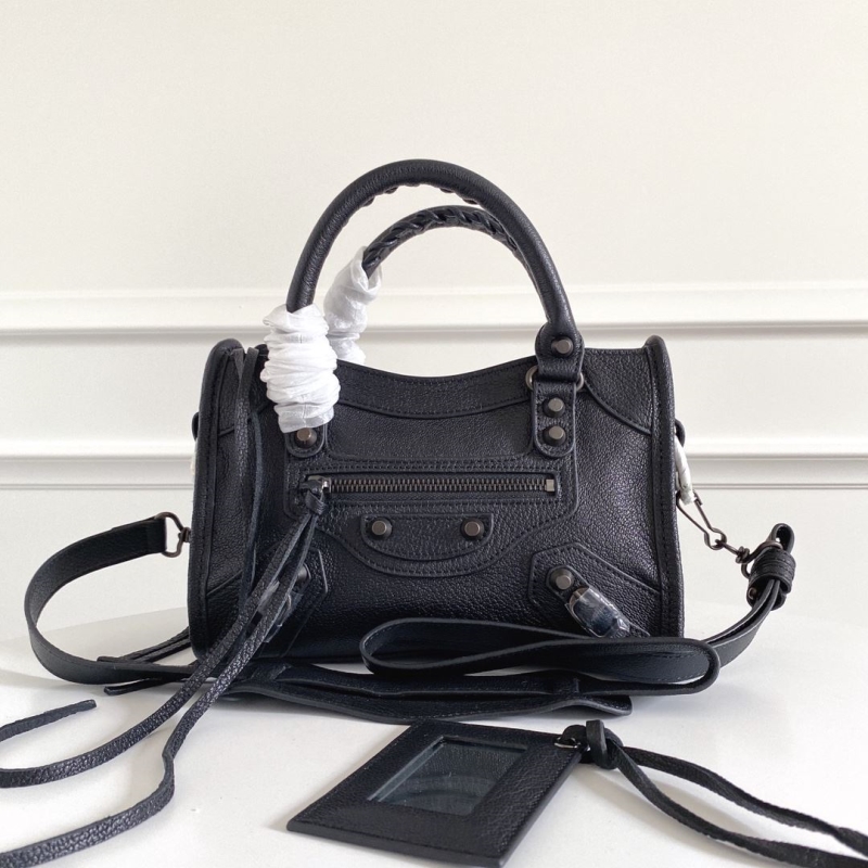 Ba1en*iaga classic city bags